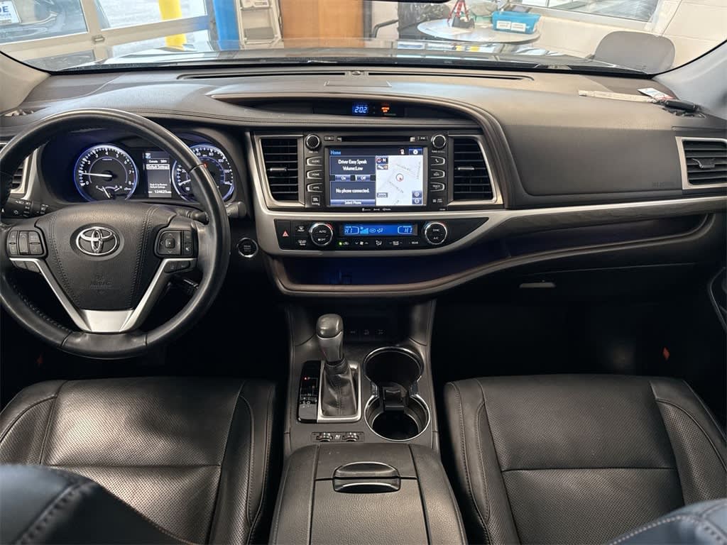 Thumbnail: 2018 Toyota Highlander - 10