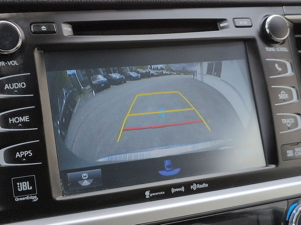 Thumbnail: 2019 Toyota Highlander - 37