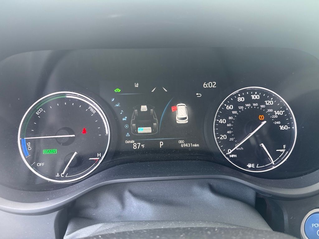Thumbnail: 2022 Toyota Sienna - 6