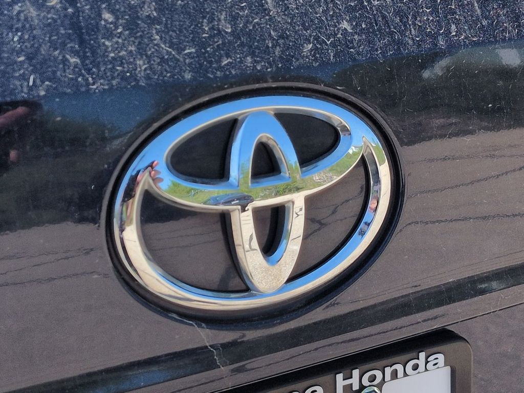 Thumbnail: 2020 Toyota Highlander - 7