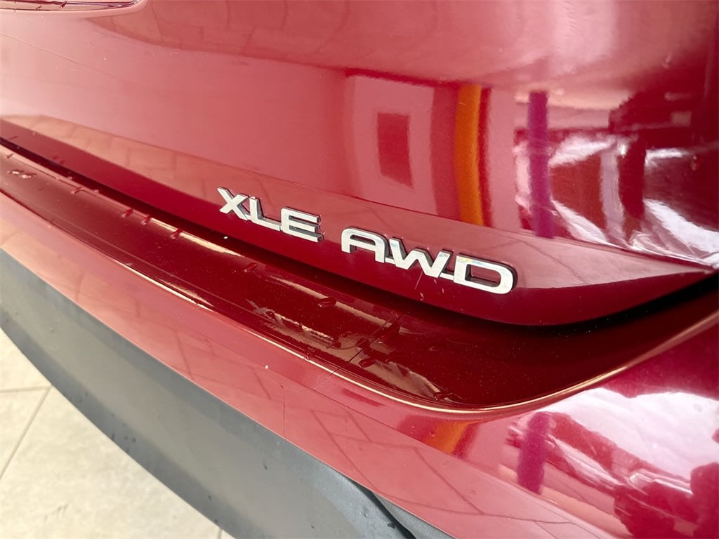 Thumbnail: 2022 Toyota Highlander - 7