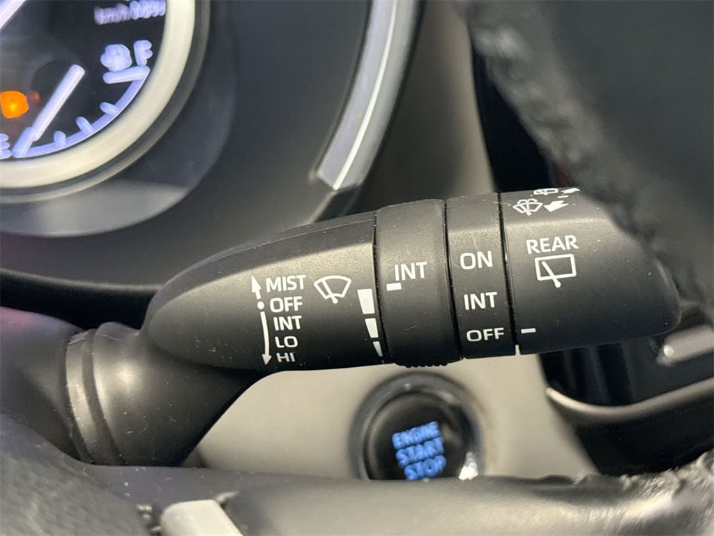 Thumbnail: 2022 Toyota Highlander - 35