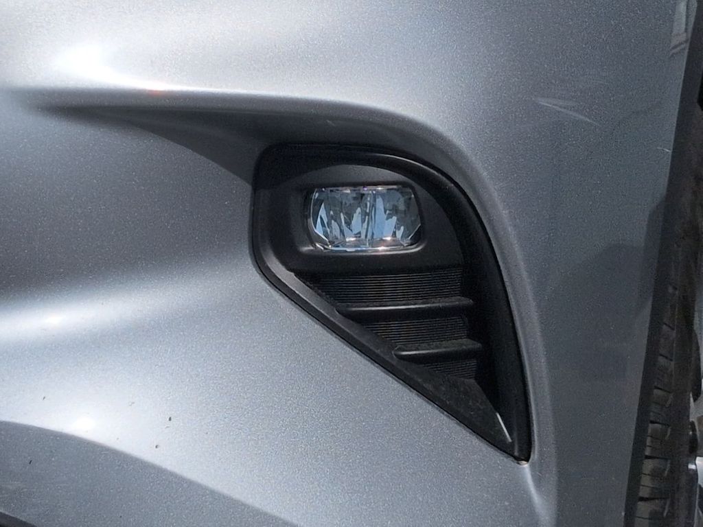 Thumbnail: 2020 Toyota Highlander - 24