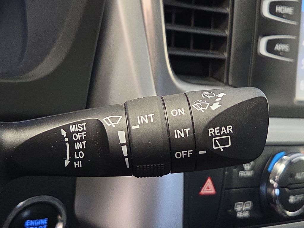 Thumbnail: 2018 Toyota Highlander - 34