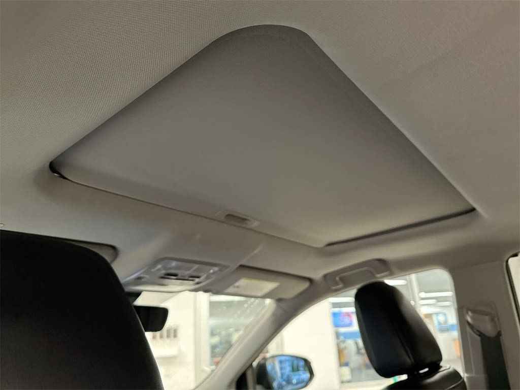 Thumbnail: 2019 Toyota Highlander - 29