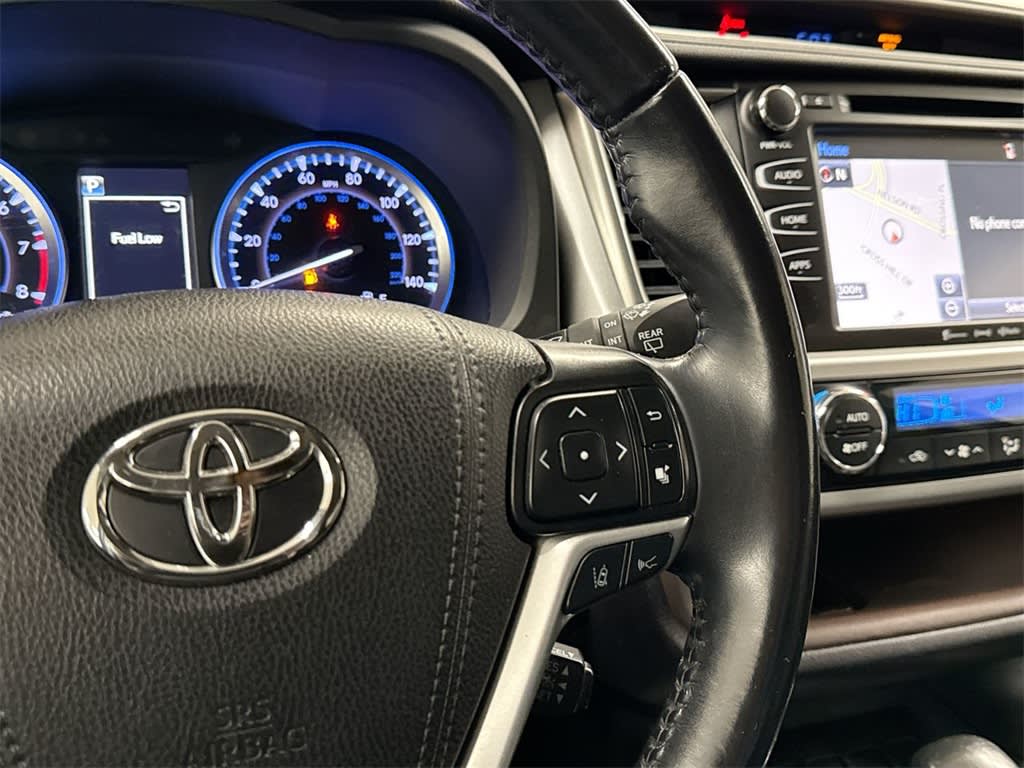 Thumbnail: 2019 Toyota Highlander - 34