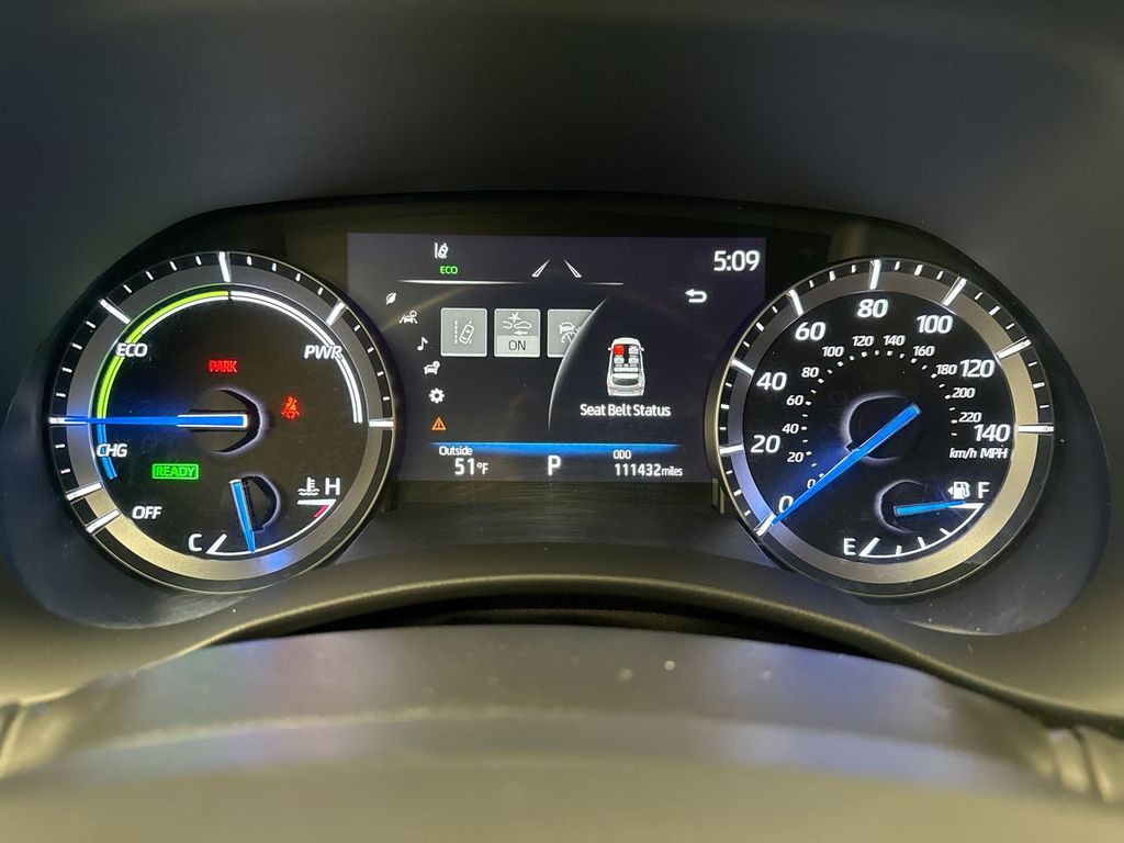 Thumbnail: 2021 Toyota Highlander - 39