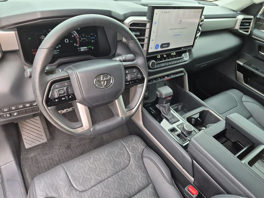 Thumbnail: 2022 Toyota Tundra - 2