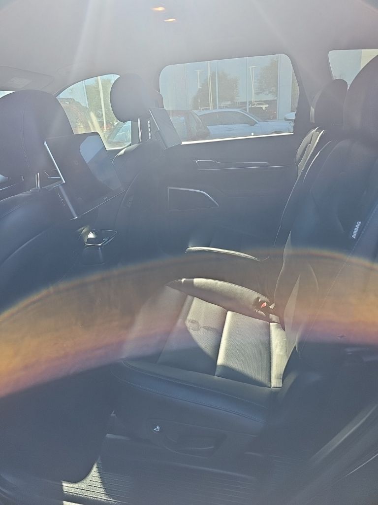 Thumbnail: 2023 Kia Telluride - 3
