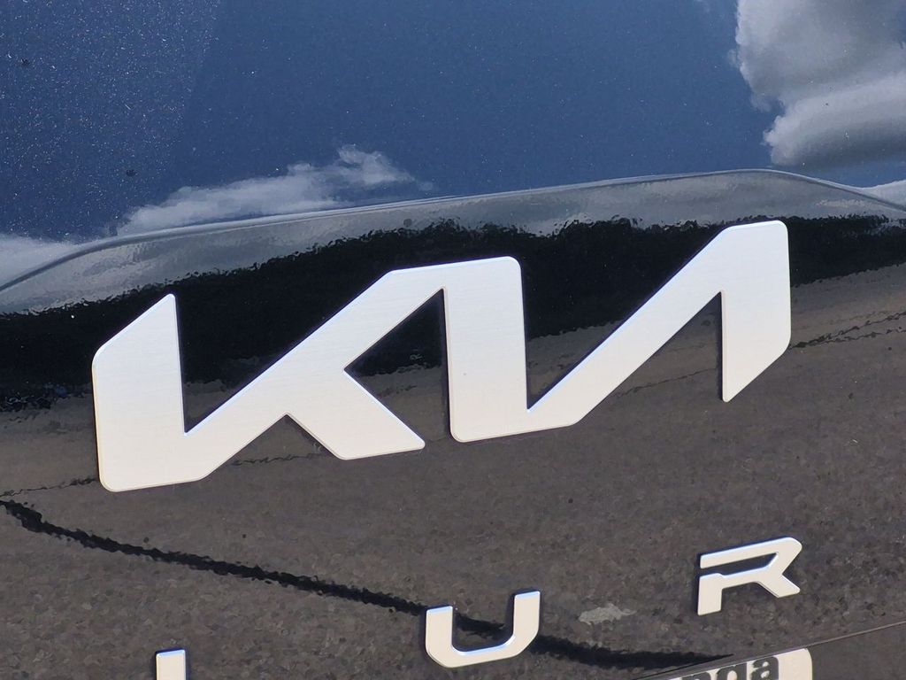 Thumbnail: 2023 Kia Telluride - 25