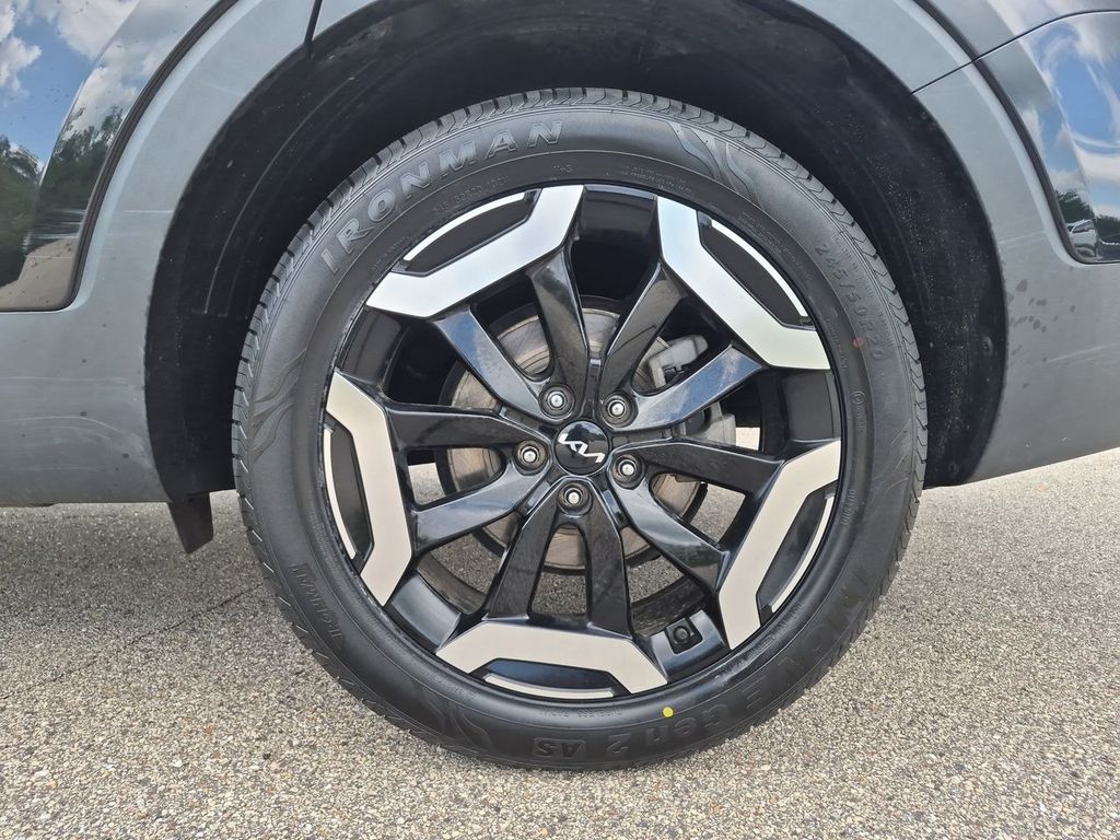 Thumbnail: 2023 Kia Telluride - 8