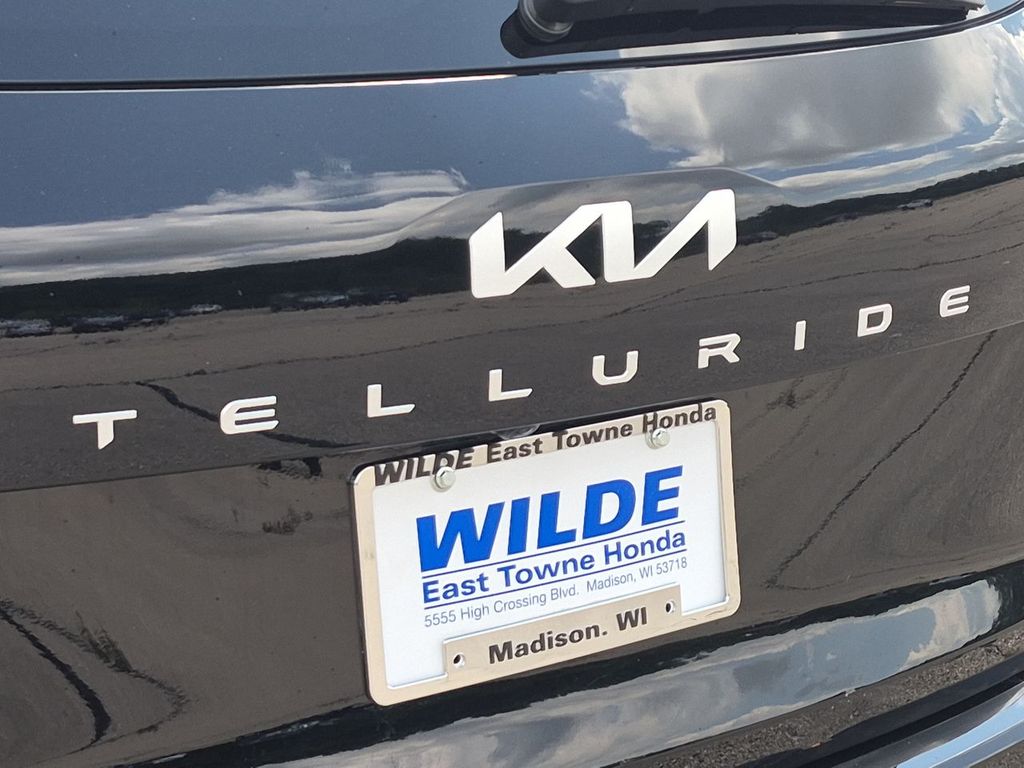 Thumbnail: 2023 Kia Telluride - 7