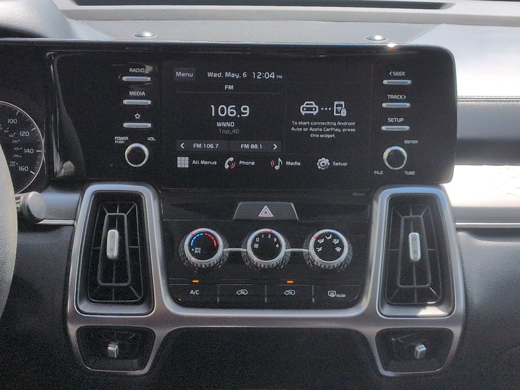 Thumbnail: 2023 Kia Sorento - 14