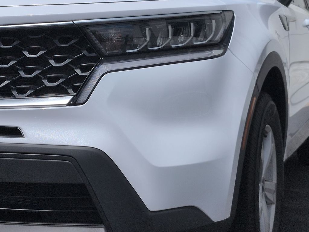 Thumbnail: 2023 Kia Sorento - 22