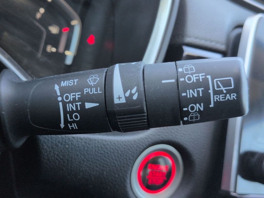 Thumbnail: 2018 Honda CR-V - 33