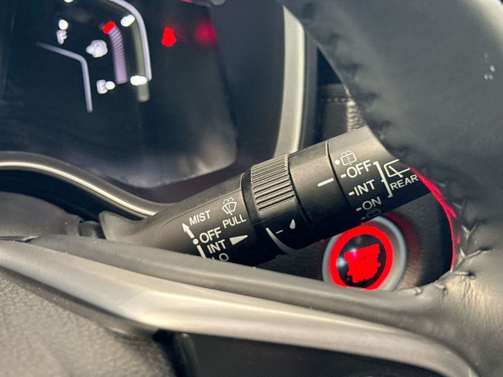 Thumbnail: 2021 Honda CR-V - 17