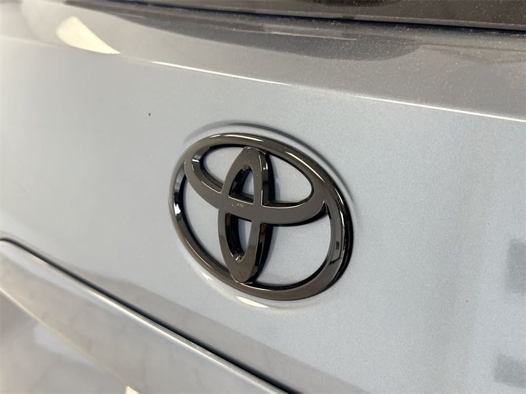 Thumbnail: 2024 Toyota Corolla Cross - 25