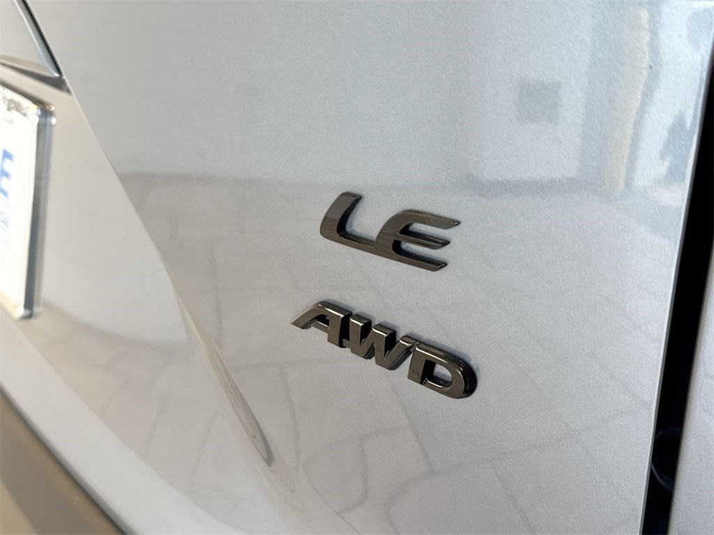 Thumbnail: 2024 Toyota Corolla Cross - 7