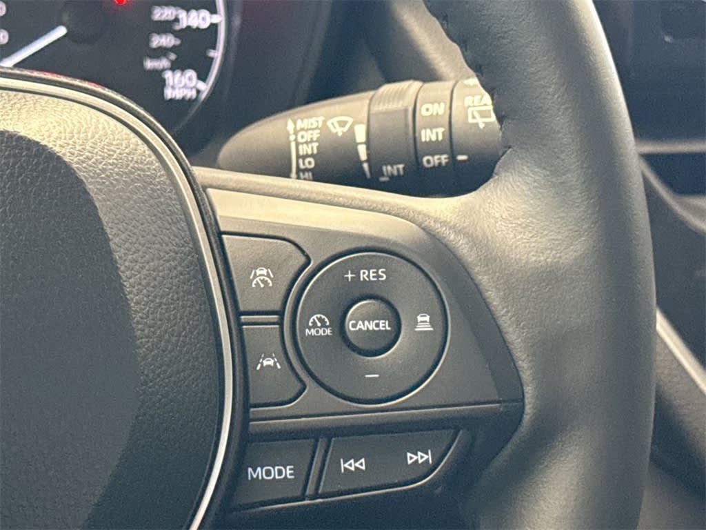 Thumbnail: 2024 Toyota Corolla Cross - 32