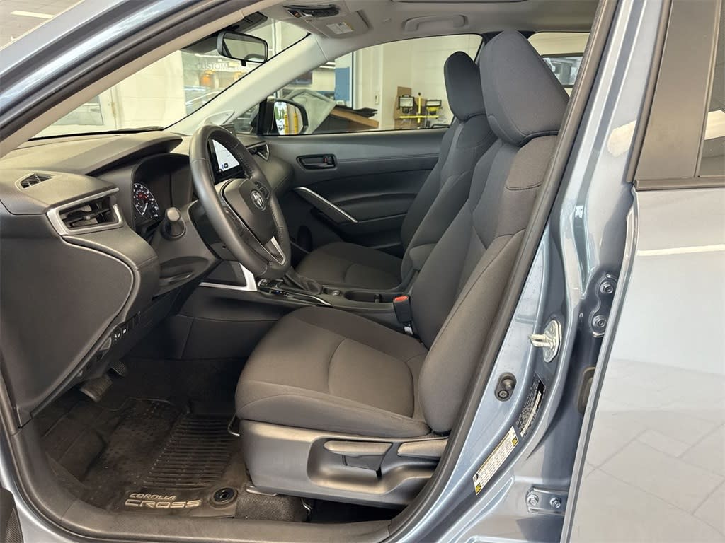 Thumbnail: 2024 Toyota Corolla Cross - 11