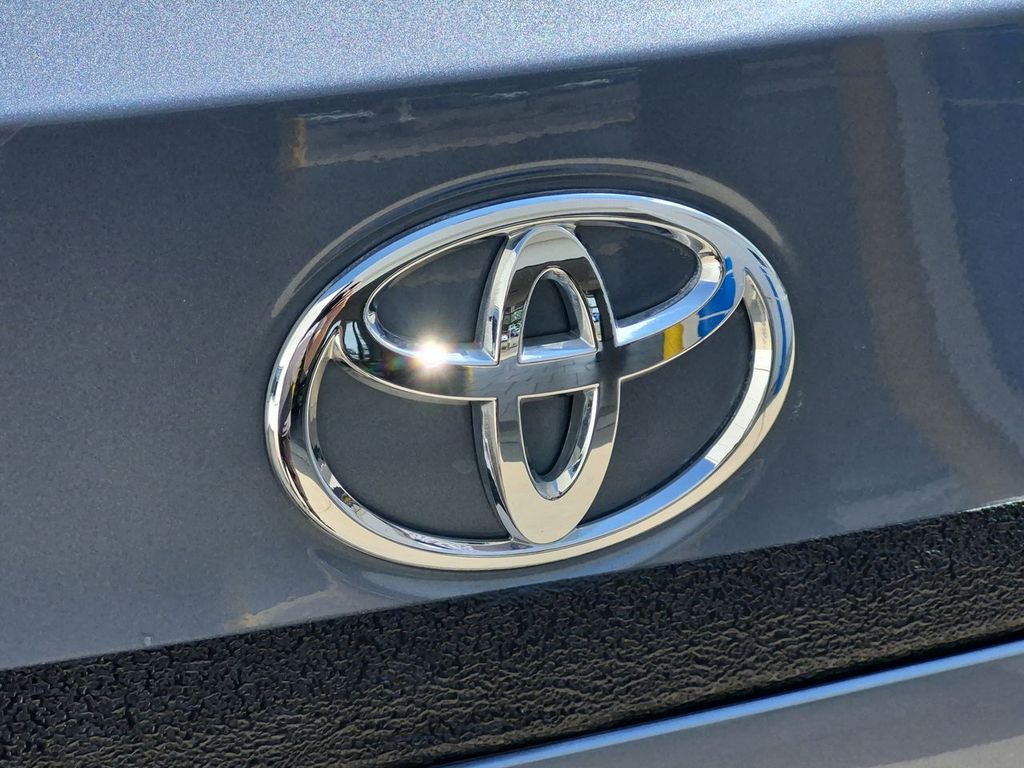 Thumbnail: 2023 Toyota Corolla Cross - 7