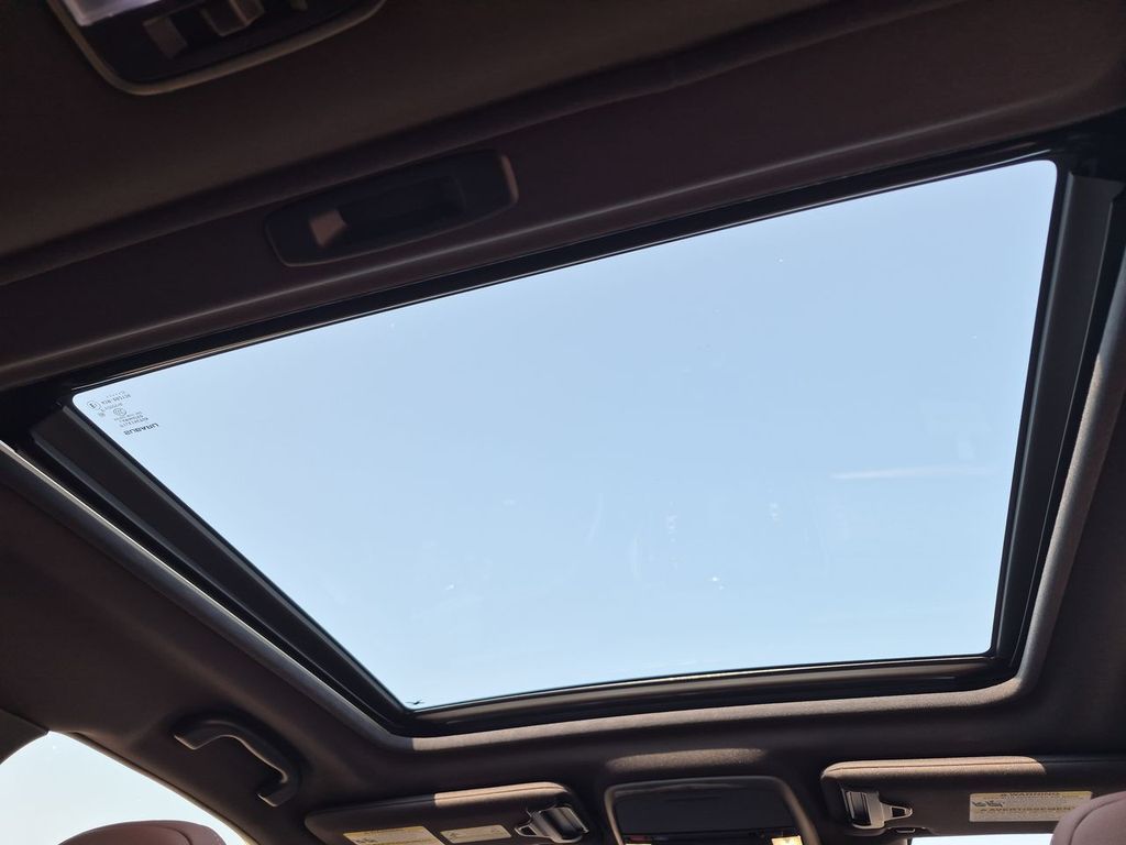 Thumbnail: 2025 Subaru Forester - 31