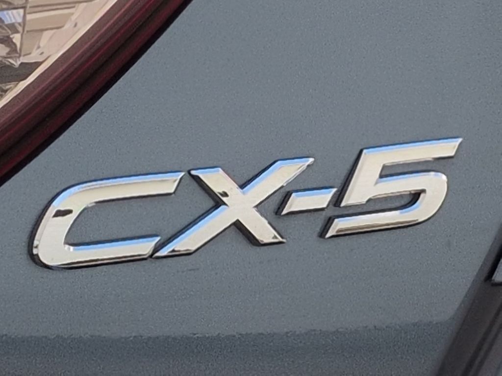 Thumbnail: 2016 Mazda CX-5 - 25