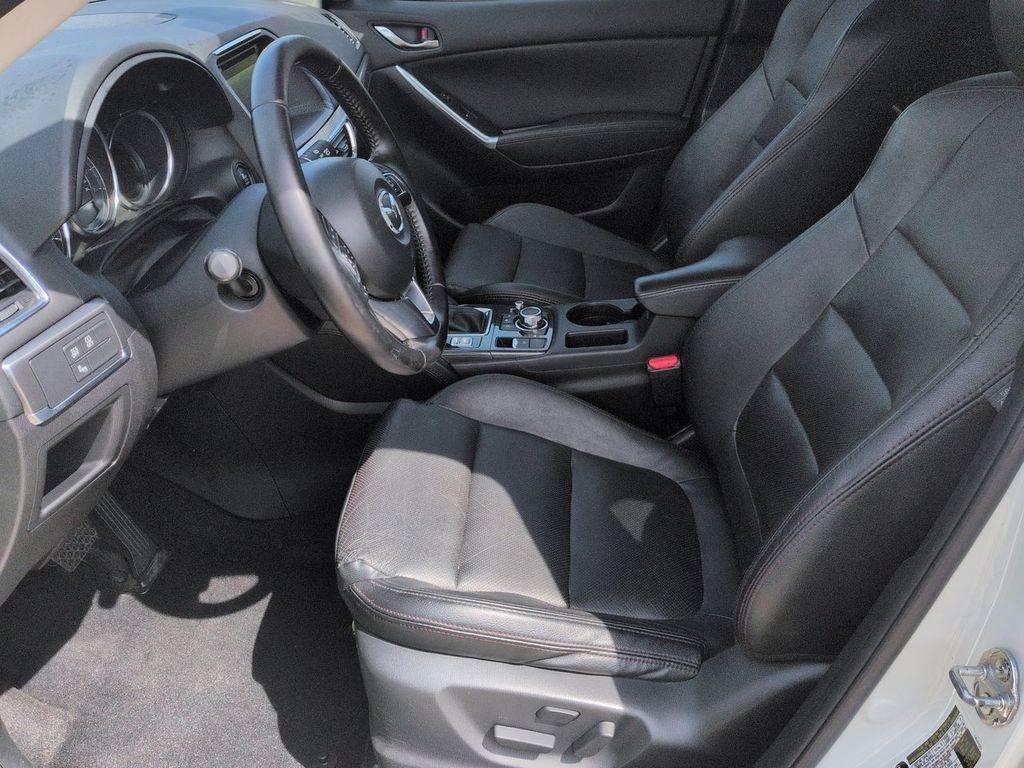 Thumbnail: 2016 Mazda CX-5 - 10