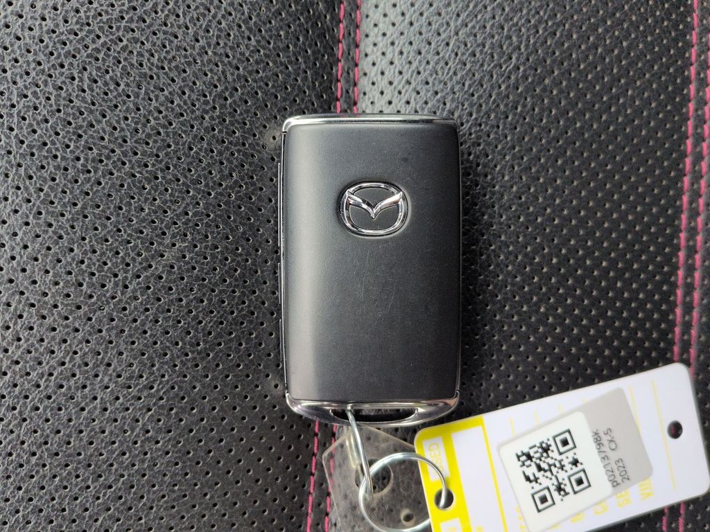 Thumbnail: 2023 Mazda CX-5 - 18
