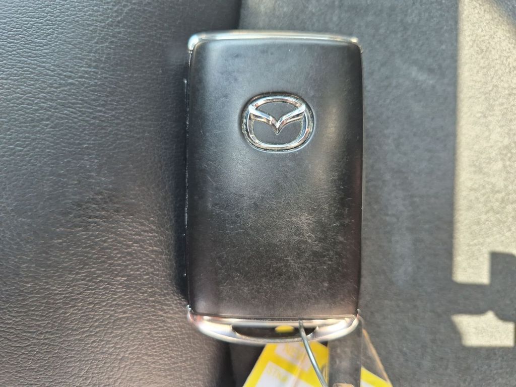 Thumbnail: 2020 Mazda CX-5 - 18
