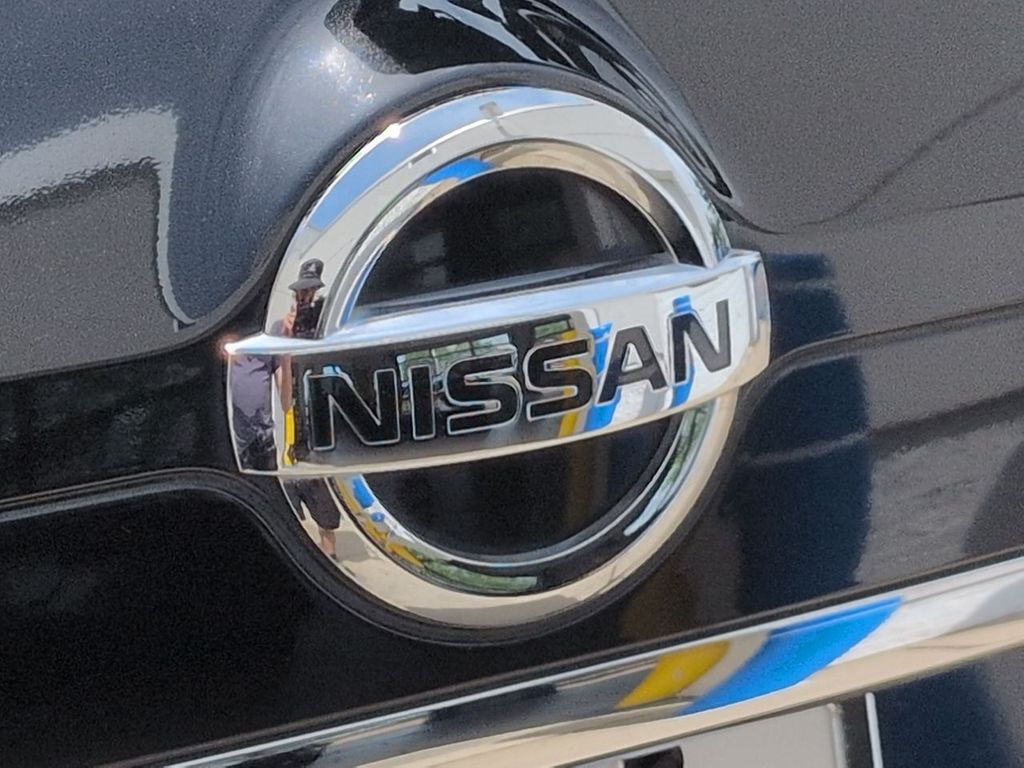 Thumbnail: 2017 Nissan Rogue - 6