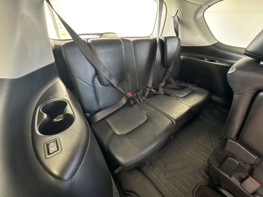 Thumbnail: 2020 Nissan Armada - 13