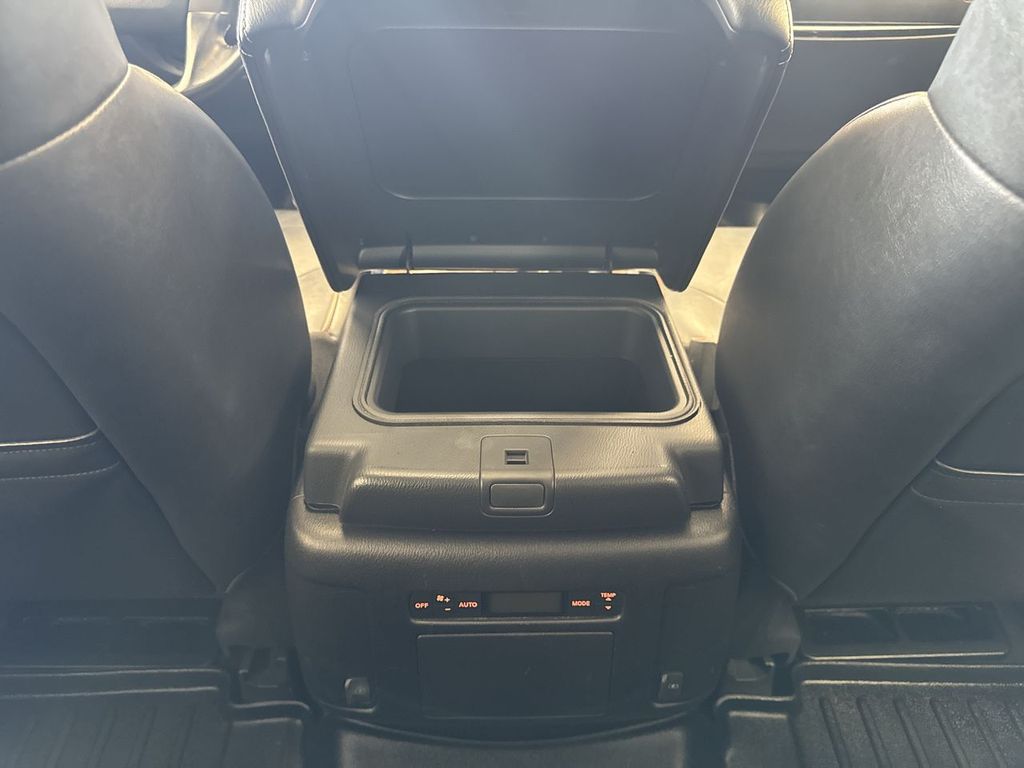 Thumbnail: 2020 Nissan Armada - 41