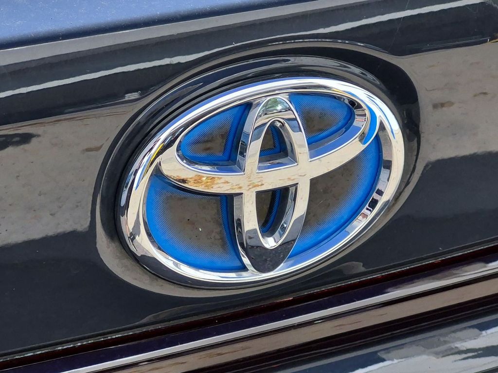 Thumbnail: 2025 Toyota Corolla - 7