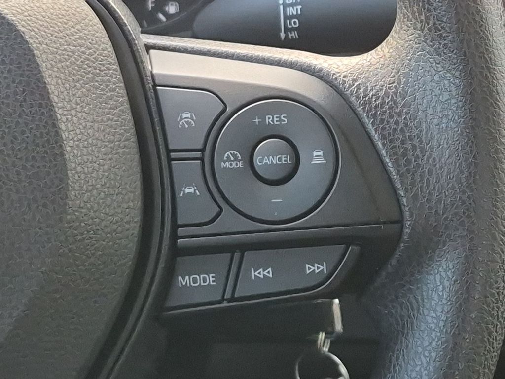 Thumbnail: 2025 Toyota Corolla - 30