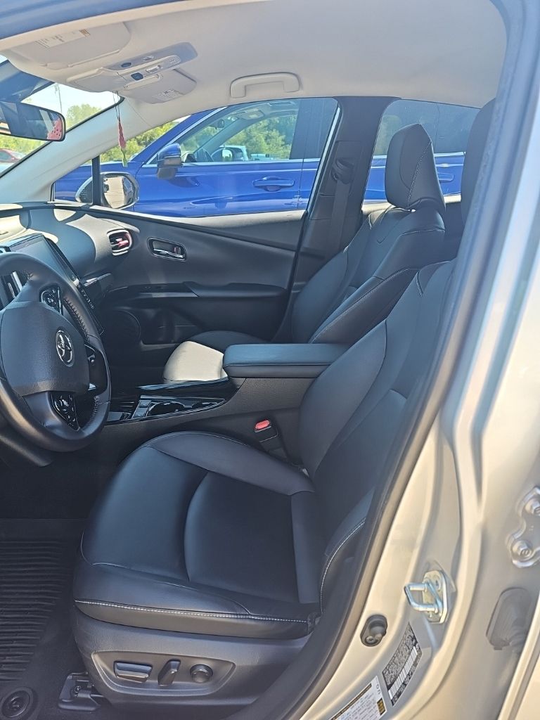 Thumbnail: 2021 Toyota Prius Prime - 3