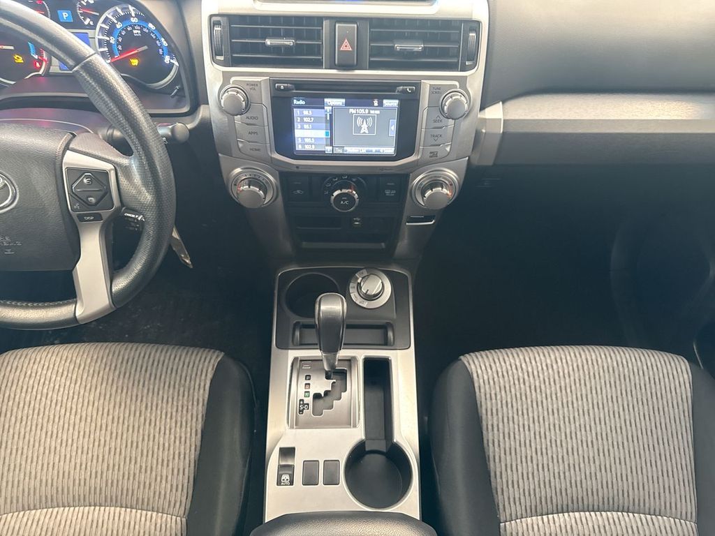 Thumbnail: 2015 Toyota 4Runner - 15