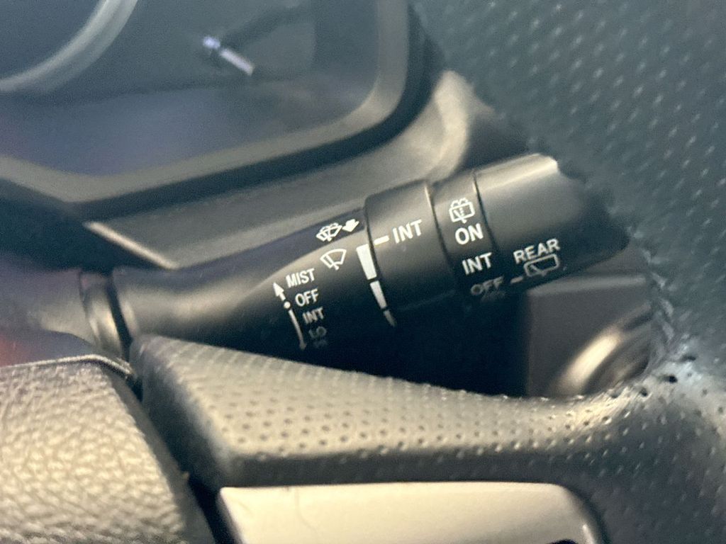 Thumbnail: 2015 Toyota 4Runner - 19