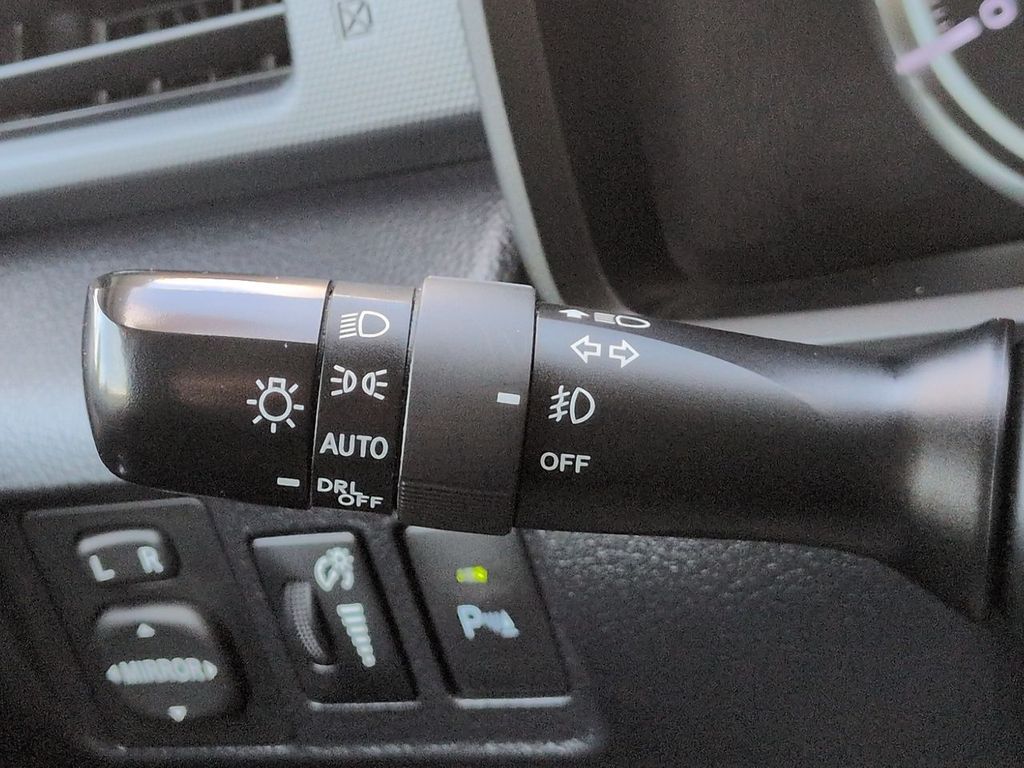 Thumbnail: 2019 Toyota 4Runner - 15
