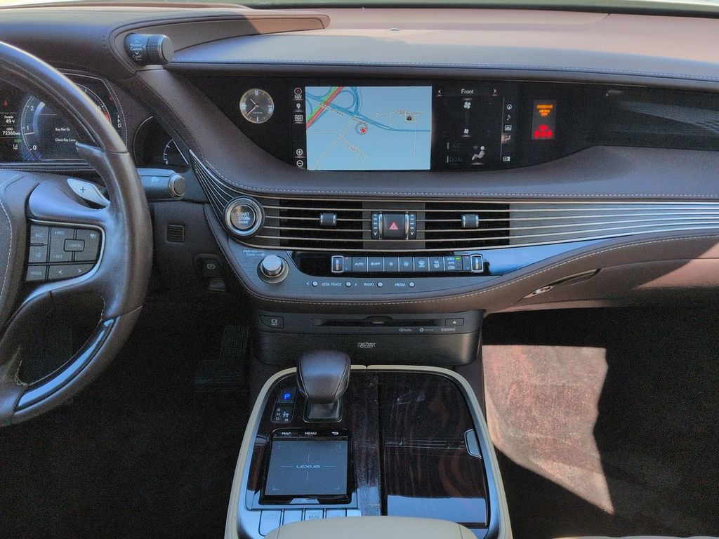 Thumbnail: 2020 Lexus LS - 9