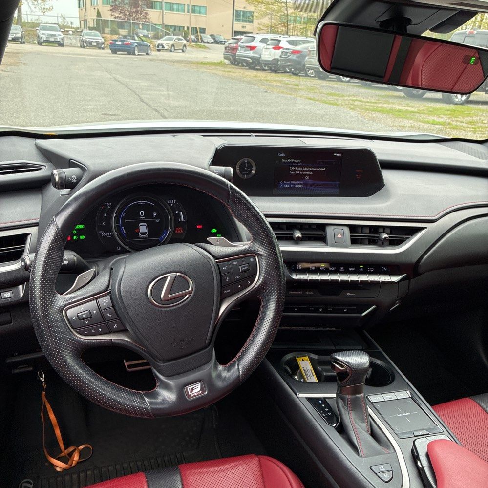 Thumbnail: 2021 Lexus UX - 2