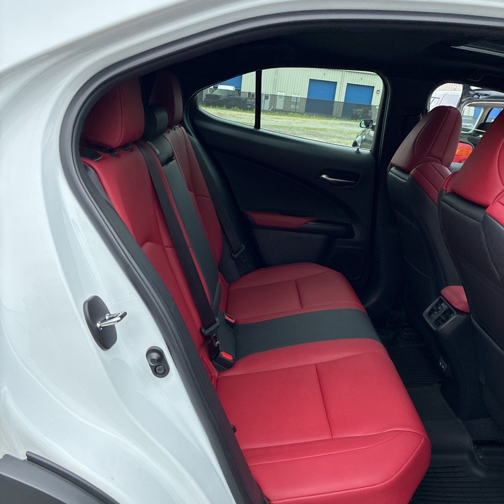 Thumbnail: 2021 Lexus UX - 6