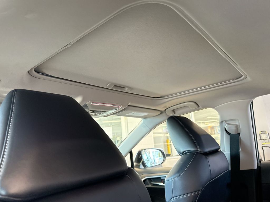 Thumbnail: 2023 Toyota RAV4 - 30