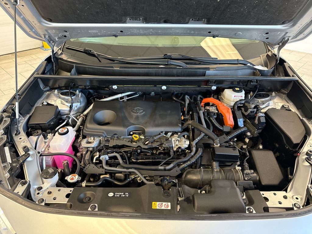 Thumbnail: 2023 Toyota RAV4 - 10