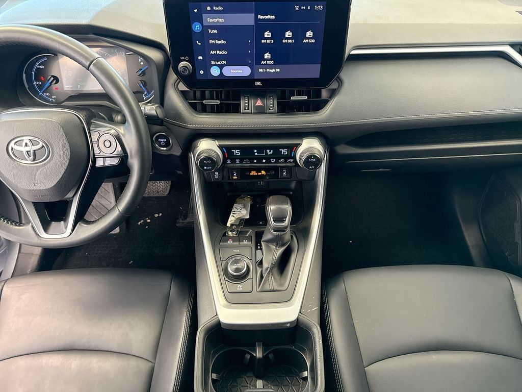 Thumbnail: 2023 Toyota RAV4 - 16