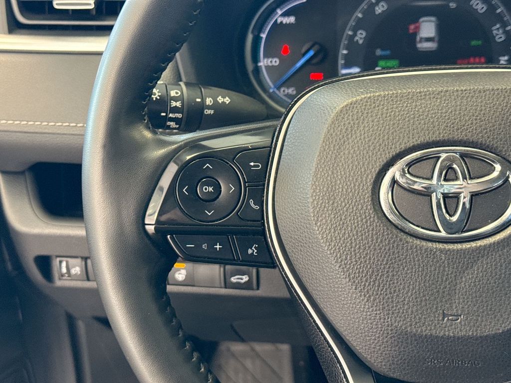 Thumbnail: 2023 Toyota RAV4 - 33