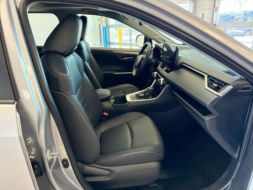 Thumbnail: 2023 Toyota RAV4 - 13