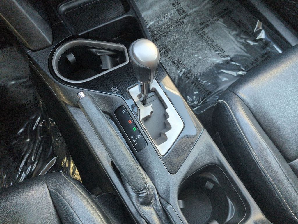 Thumbnail: 2016 Toyota RAV4 - 14