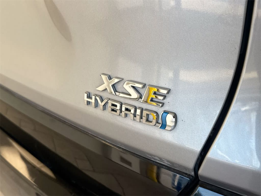 Thumbnail: 2020 Toyota RAV4 - 7