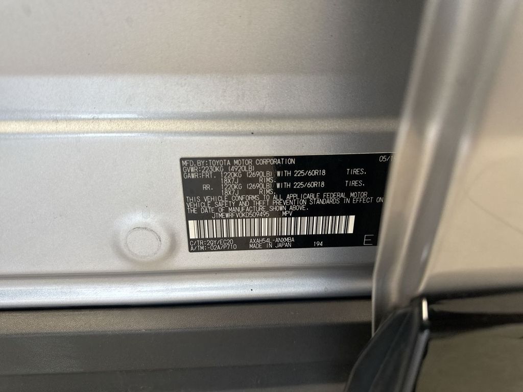 Thumbnail: 2019 Toyota RAV4 - 21